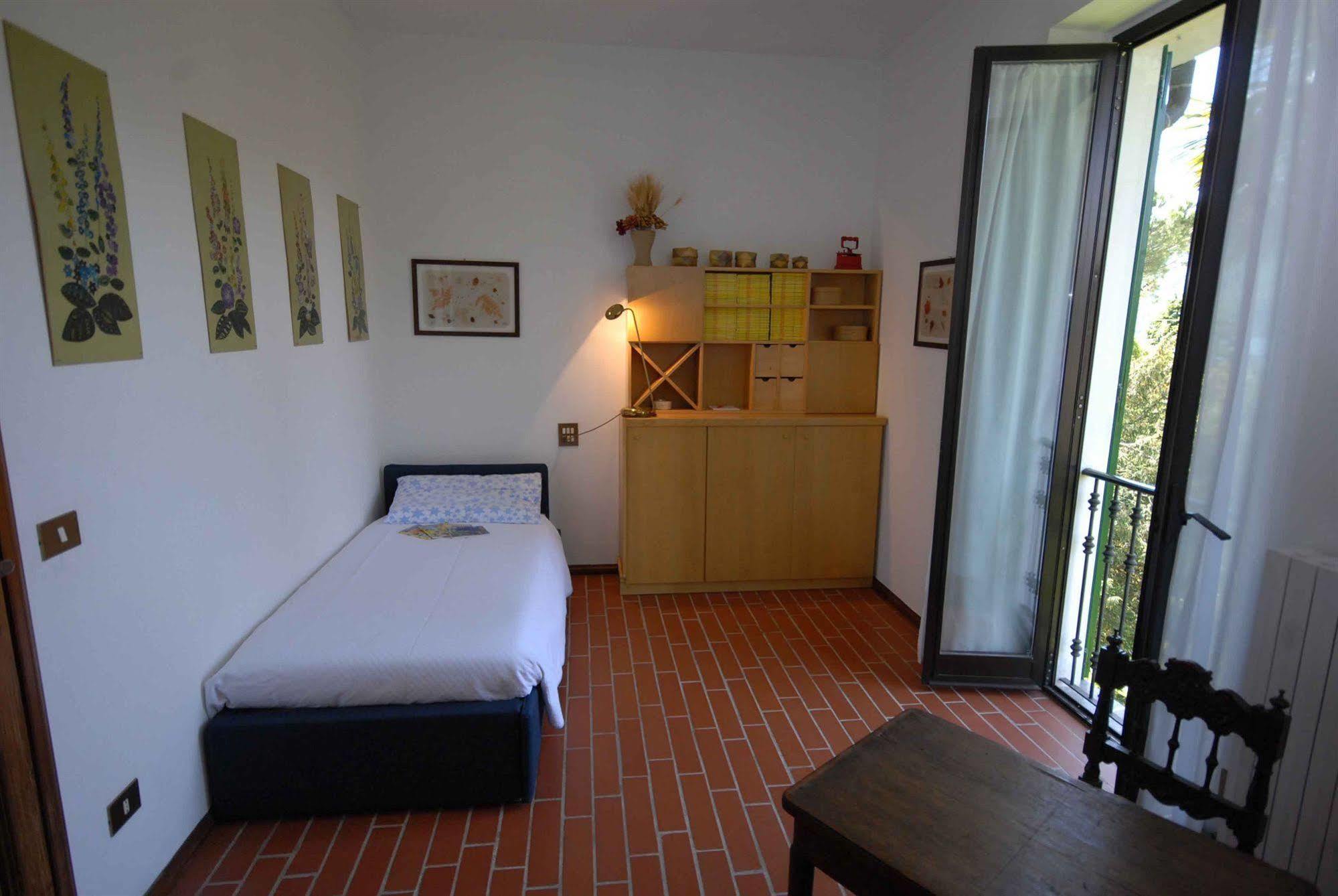 Bed And Breakfast Casa Nini Lierna Exteriör bild